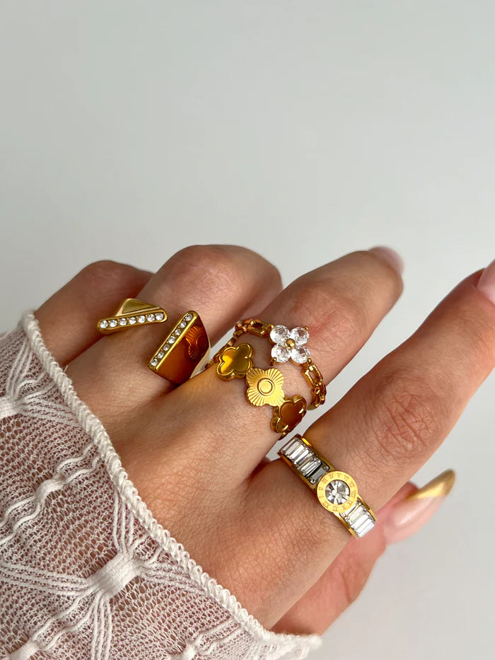 anel clássico romano