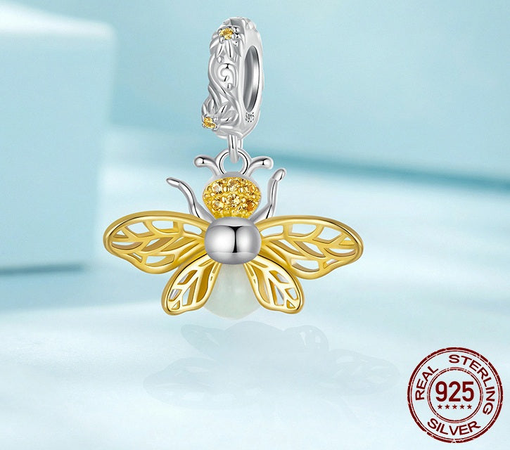 berloque abelha de ouro luminoso