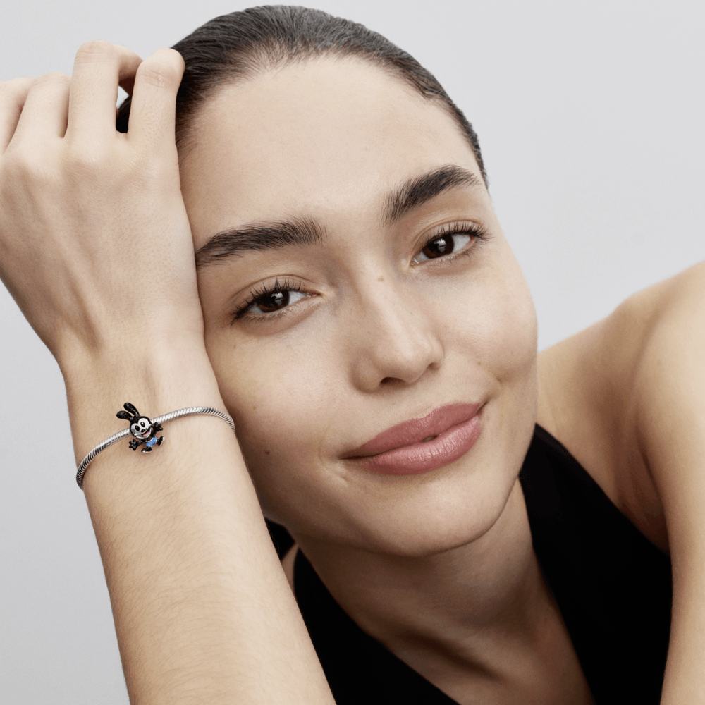 charm prata disney oswald o coelho sortudo