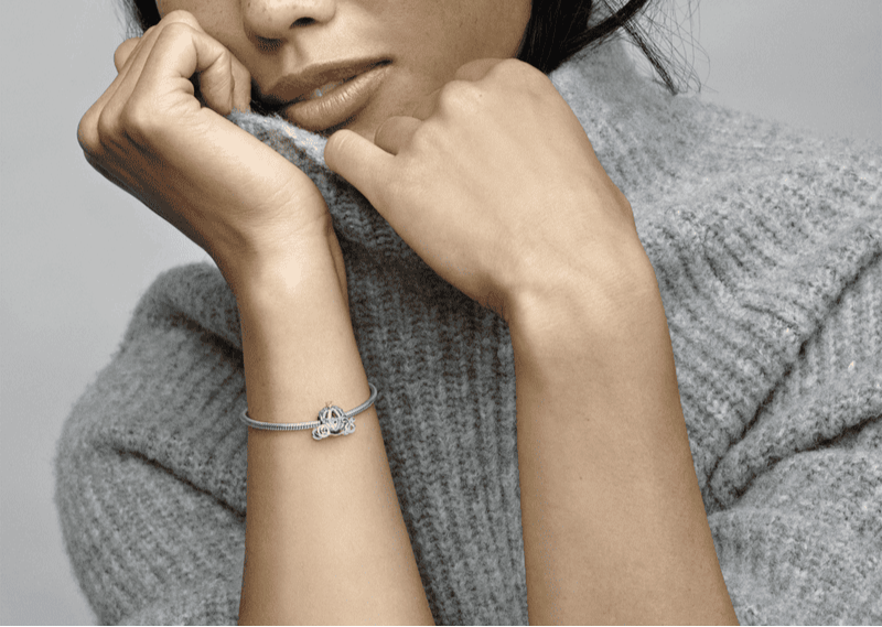 charm carruagem disney 100 anos