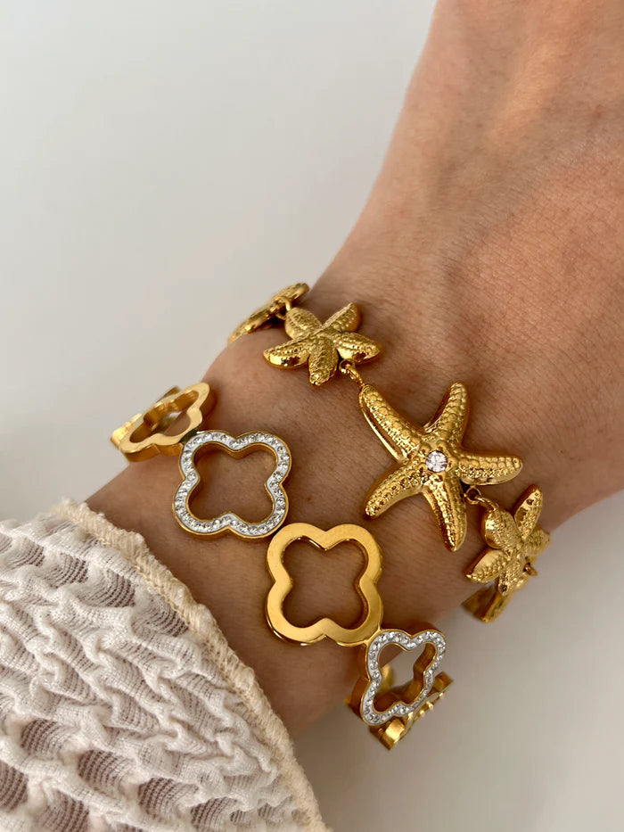 bracelete trevo vazado