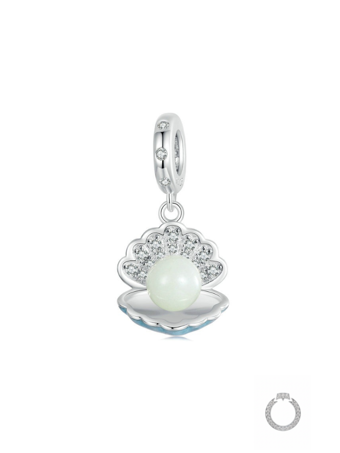 berloque concha do mar com pérola - luminoso