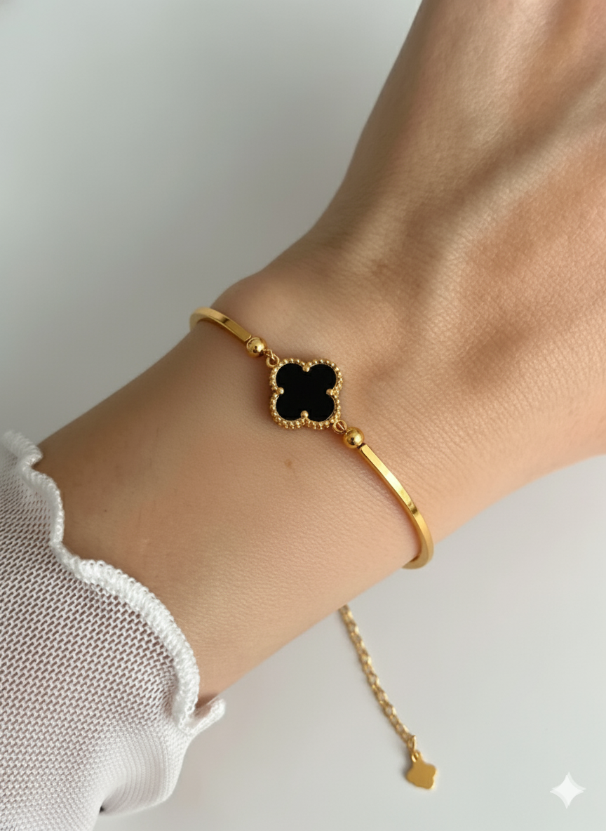 pulseira trevo de ônix minimalista
