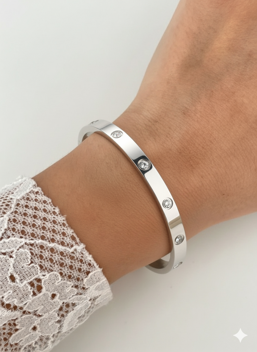 bracelete amor eterno cravejado