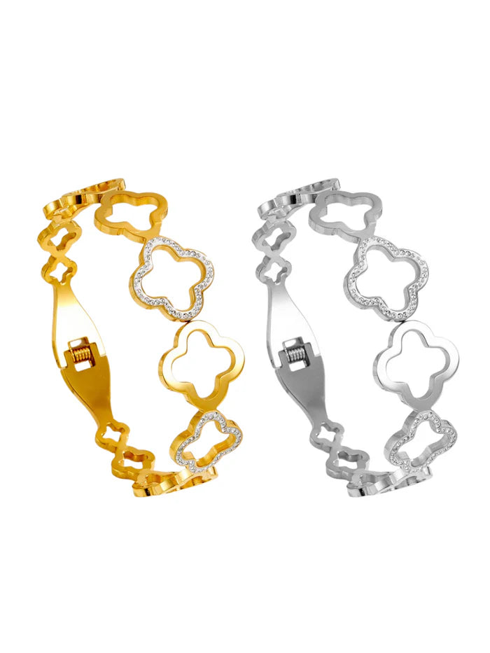 bracelete trevo vazado