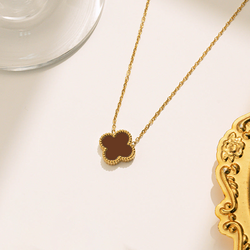 colar talismã de cores