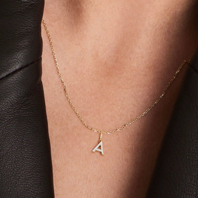 colar letra cravejada