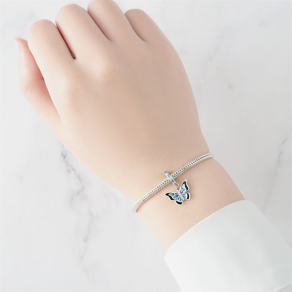 berloque borboleta voo noturno