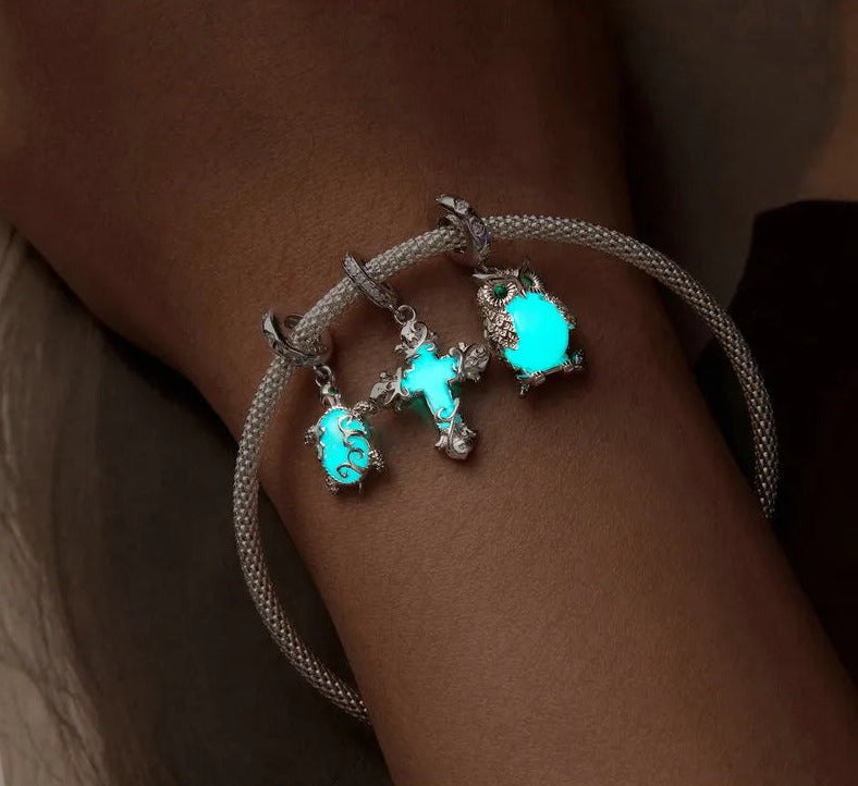 berloques pendente abelha luminoso