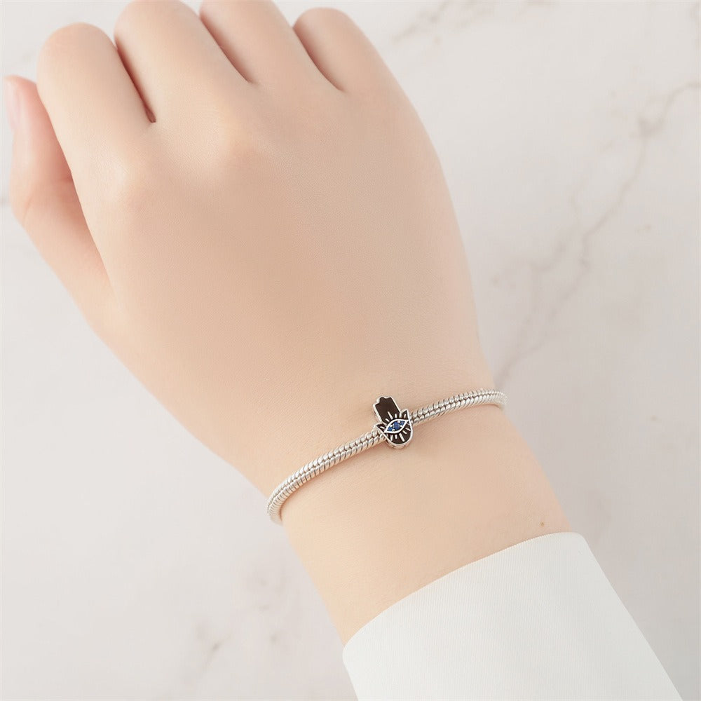 berloque mau olhado com a mão de fátima