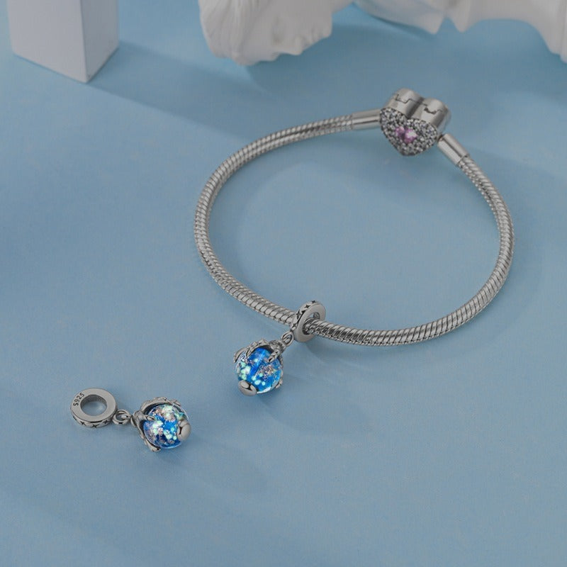 berloque a mão do destino