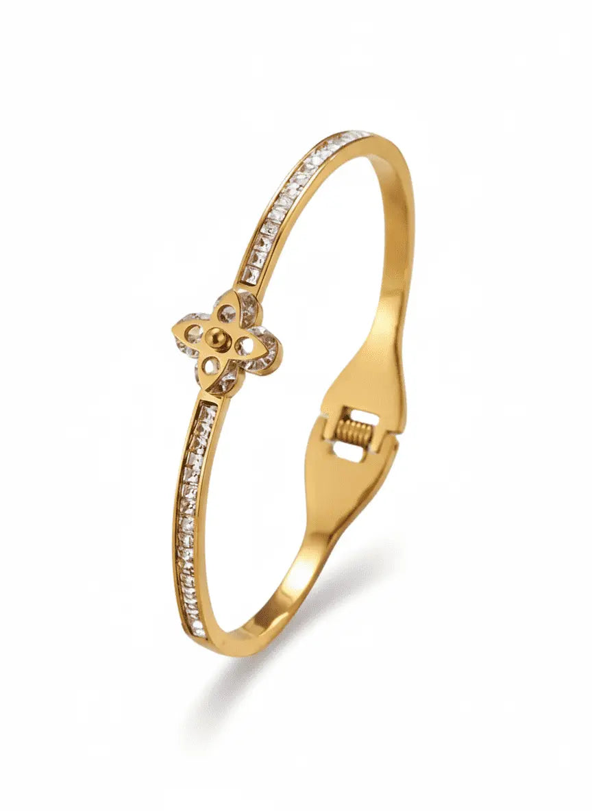 bracelete trevo de luxo cravejado